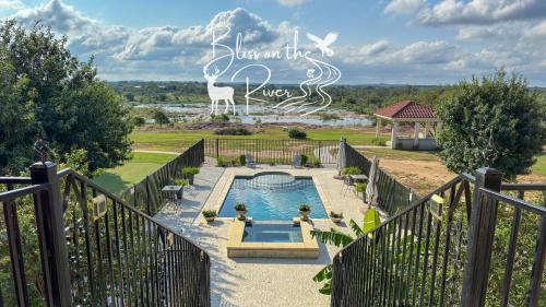 Llano Bed & Breakfast | Bliss On The River