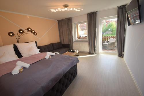 Handelshafen Apartment | Bliss Place - 1R Premium Apartment - Kingsize Bett, Smart TV, Küche, Balkon, Waschkeller