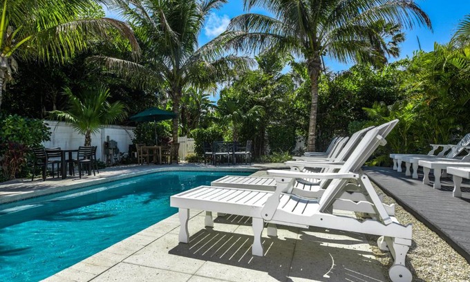 Anna Maria House | Blissful Bay at Bayside Bungalow