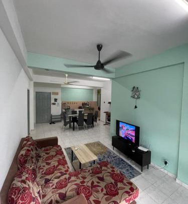 Bukit Baru Apartment | Blissful Breeze 4 ROOMS & NETFLIX by EZYROOM MELAKA