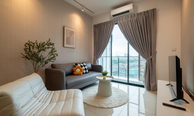 Kampung Pasir Apartment | Blissful Cottage@FeelHome/2BR,7pax,MRT 中文房东