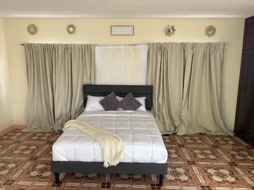 Tower Isle Villa | Blissful Oasis by Castle Adora
