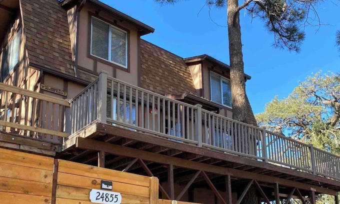 Pine Cove Cabin | Blissfully Wild - with Hot Tub & pets are welcome