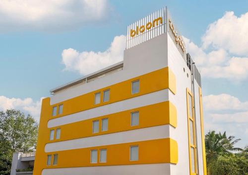 Agara Hotel | Bloom Hotel - Jayanagar