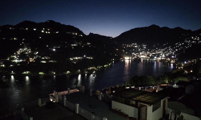 Nainital Bed & Breakfast | Blossom Inn