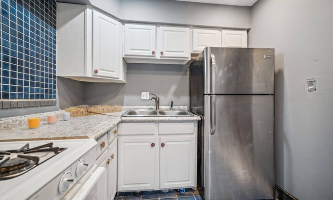 Warrensville Heights House | Blue Bayou in Cleveland 3 b 1 b