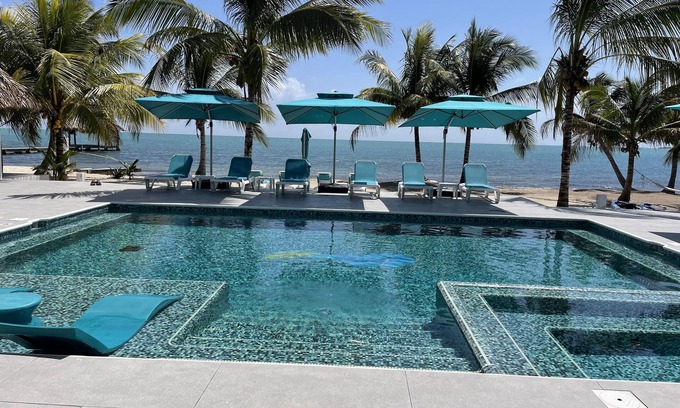 Plantation House | BLUE DIAMOND TRANQUILITY RESORT-Private Luxury Villa - 8 King Rooms-ON THE BEACH