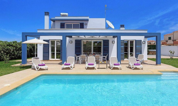 Los Delfines Villa | Blue Dream - Six Bedroom Villa, Sleeps 8