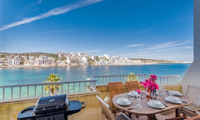 St. Paul's Bay Apartment | Blue Harbour 4 Seafront apartment by Getaways Malta