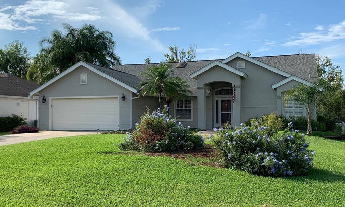 Leesburg House | Blue Heron Way on Lake Eustis!
