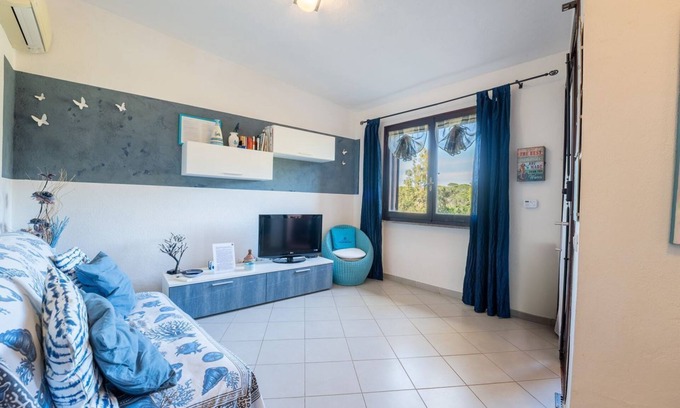 Domus de Maria Apartment | Blue House, 300 meters from the beach