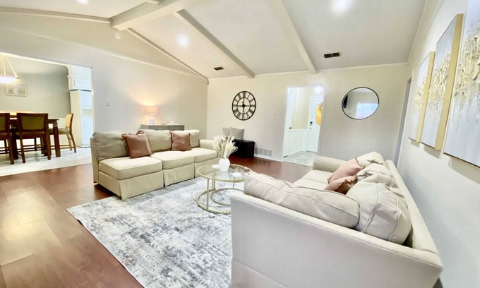 Lubbock House | Blue Jay's Magnolia - 3BR 2BA - Family Friendly