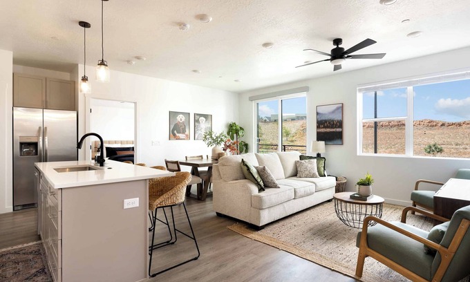 St. George Condo | Blue Lagoon: Desert Color Lagoon + Beaches