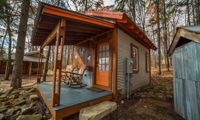 McHenry Cabin | Blue Moon Rising