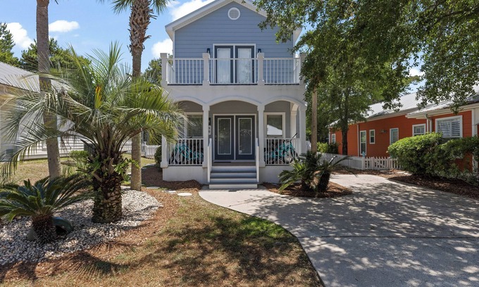 Santa Rosa Beach House | Blue Mtn. Beach - 10 min. walk to the beach, - steps from the Neighborhood Pool - 4 Adult Bikes