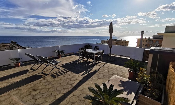 Nervi Apartment | Blue Nest