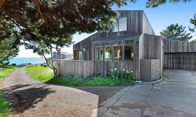 Sea Ranch House | Blue Paloma