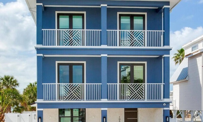 Indian Shores House | Blue Pearl Beach House | Beachfront with Private Pool