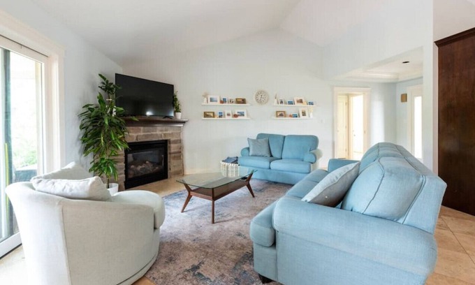Plympton-Wyoming House | Blue Point Home- Beach Neighbourhood