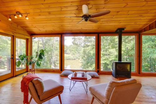 My Mountain House | Blue Ridge Cabin with Hot Tub and Private Lake!