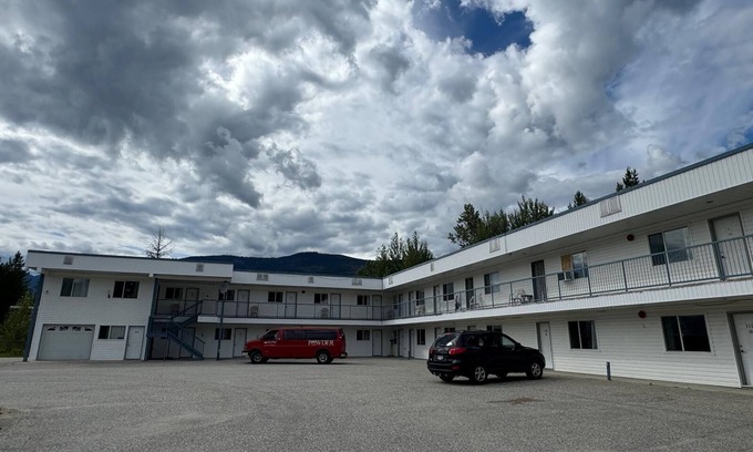 Blue River Hotel | Blue River Motel
