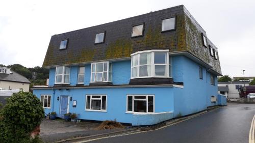 Newquay City Centre Hostel | Blue Room Hostel Newquay