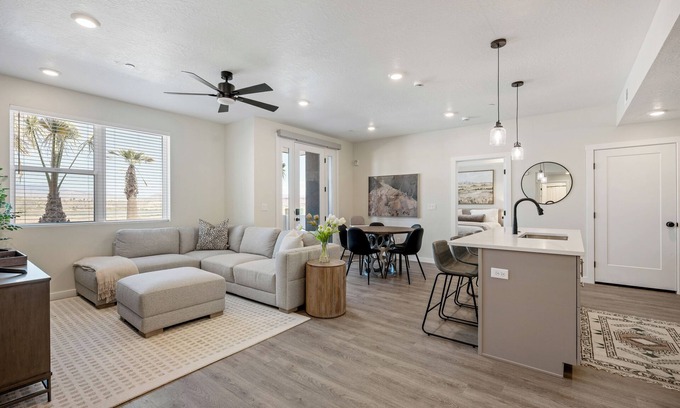 St. George Condo | Blue Sky Oasis: Desert Color Lagoon + Beaches