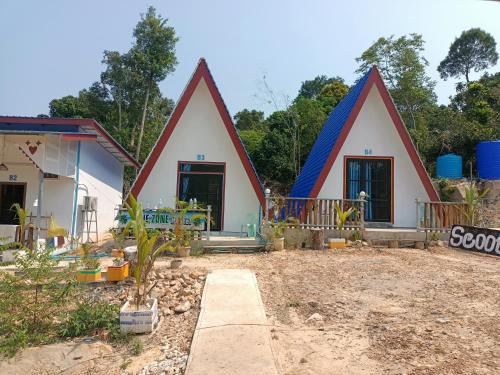 Koh Rong Hostel | Blue Zone Hostel