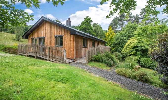 Cymau Cottage | BLUEBELL, family friendly, country holiday cottage in Brymbo
