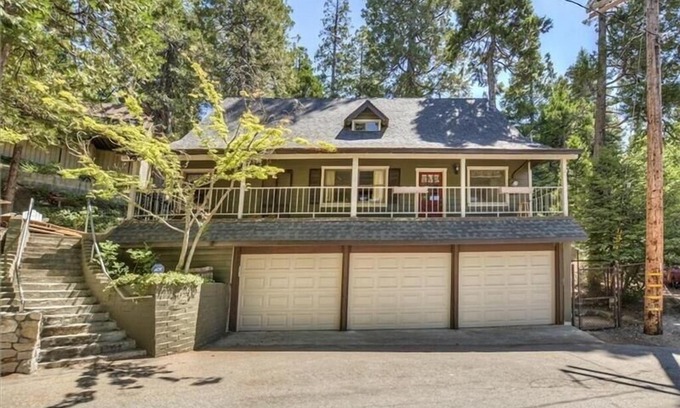 Lake Arrowhead House | Bluebell House in Lake Arrowhead