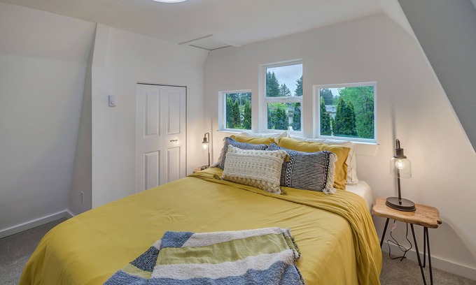 Union House | Blueberry Cabin 3bdrm near Alderbrook w/Hot Tub