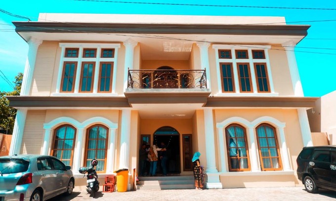 Banyuwangi House | Bluefire Homestay Syariah