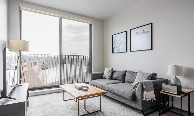 Chinatown Apartment | Blueground | Chinatown, view, nr Walt Disney Concert Hall