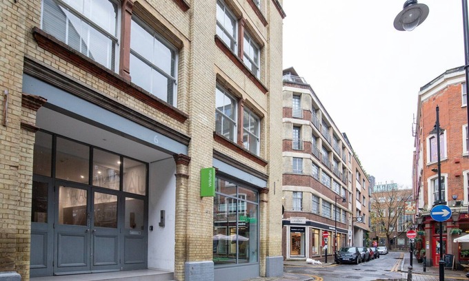Farringdon Apartment | Blueground | Clerkenwell, nr Barbican & St. Paul's
