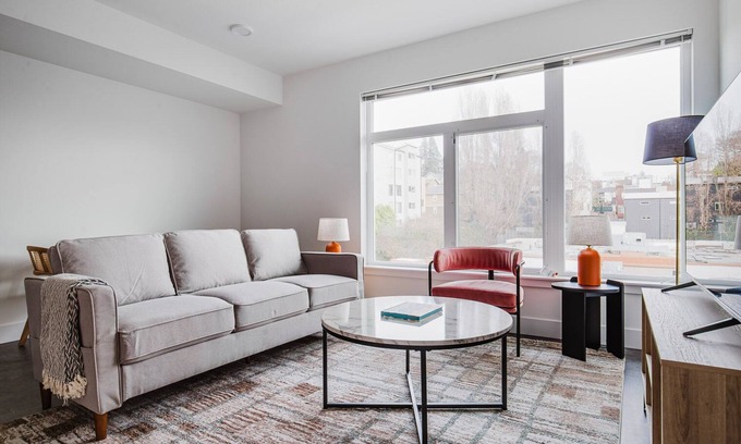 Atlantic Apartment | Blueground | First Hill, gym & w/d, nr stadiums