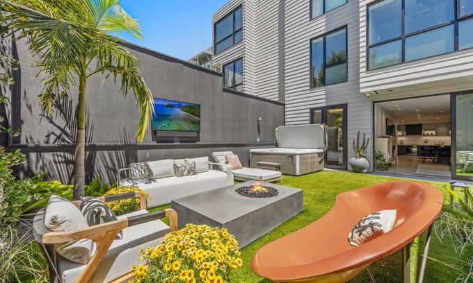 Mission District Apartment | Blueground | Mission Dolores, spa & AC, nr park