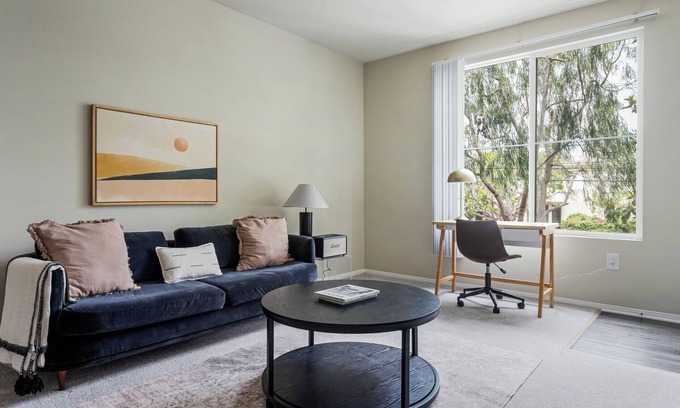 Los Angeles Apartment | Blueground | Playa Vista, pool, nr Ballona Creek