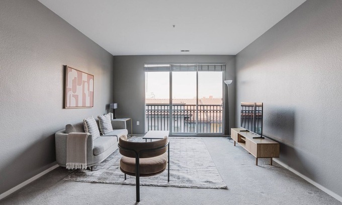 San Jose Apartment | Blueground | Santana Row, pool & w/d, nr mall