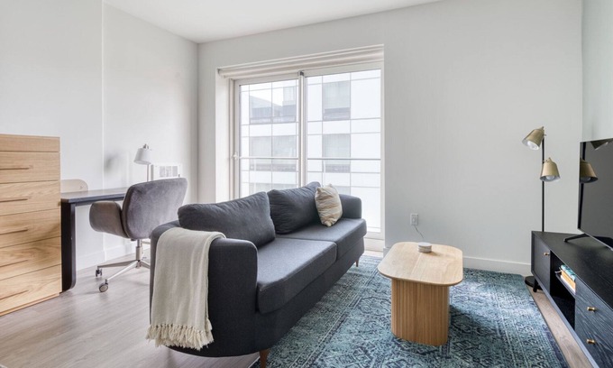 Downtown San Francisco Apartment | Blueground | SoMa, pool, nr Civic Center