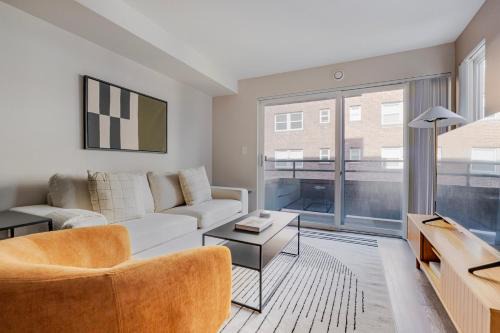 Cascade Apartment | Blueground South Lake Union view nr Lake Union SEA-878