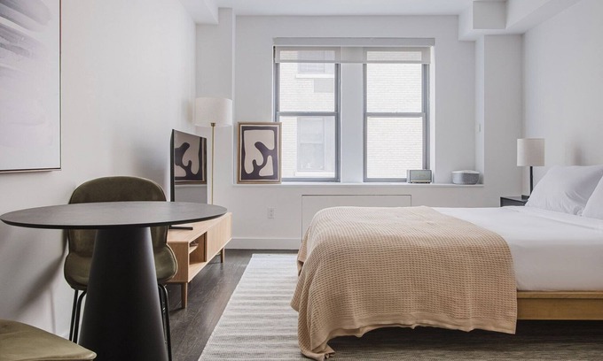 Upper West Side Apartment | Blueground | Upper West Side, AC & w/d, nr parks