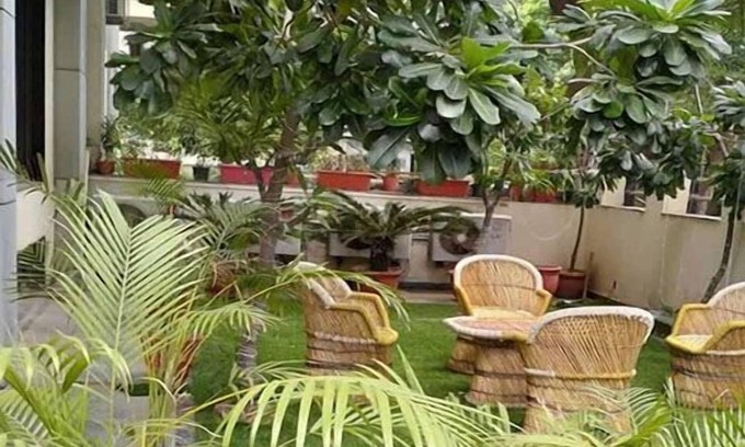 South City I Hotel | BlueNeck Sec 41 Millenium City Centre