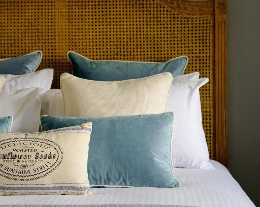 Orange House | Bluestone Cottage - Character & Class
