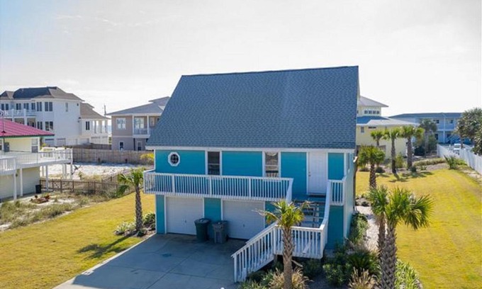Toilla Segunda House | Bluetopia Blue Wahoos