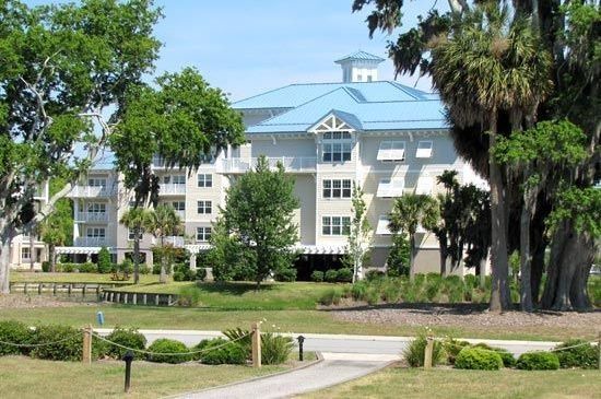 Palmetto Dunes Apartment | Bluewater Resort and Marina