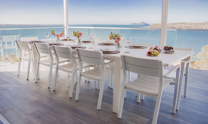 Salamander Bay House | Bluewater Splendour - Heated infinity pool and amazing views!