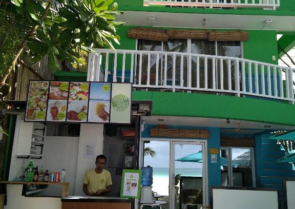 Balabag Hotel | Bluewaves Beach House