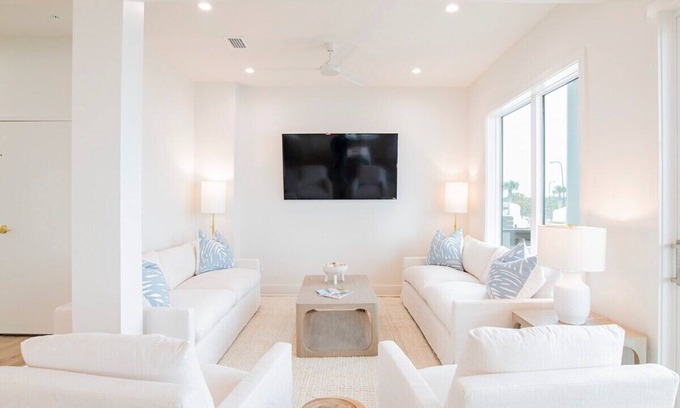 Orange Beach House | Bluffs 7 | NEW! Private pool! 10 Steps to beach boardwalk!