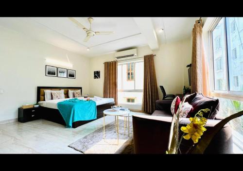 New Town Apartment | BluO Lake View Studio NewTown, Terrace Garden, Gym