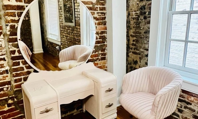 Wilmington Historic District Apartment | Blush & Sparkle Front St. Suite 104